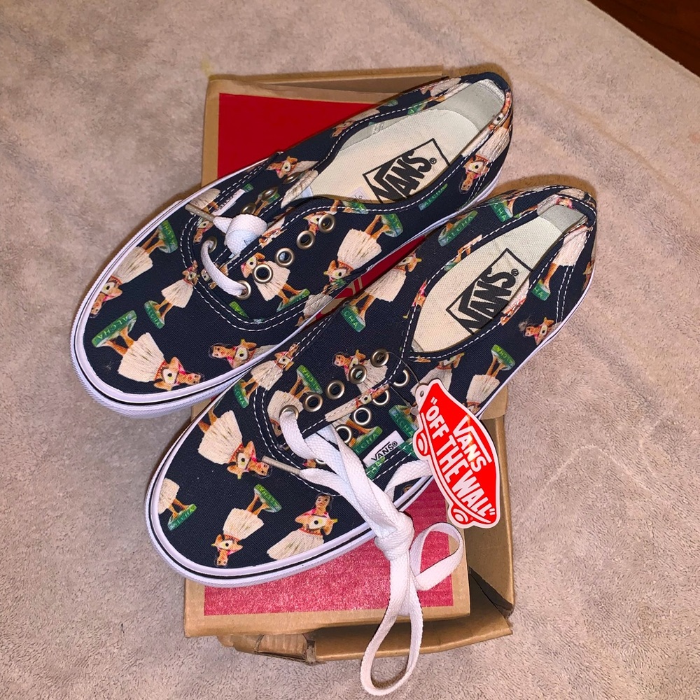 Vans Digi Hula print sneakers New w/box size 8